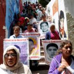 “México está manchado con sangre” #Ayotzinapa | 2 años Ni Verdad Ni Justicia