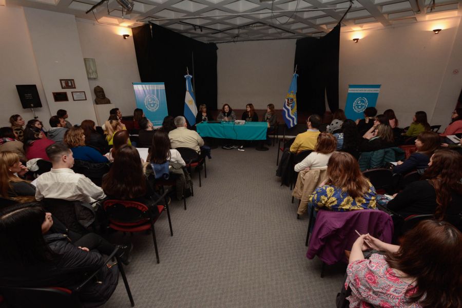 Jornadas de Sensibilización en Perspectiva de Género y Violencia hacia las Mujeres