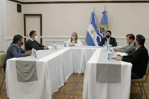 El Gobierno Provincial se reunió con autoridades de la Comisión Nacional de Regulación del Transporte