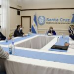 Alicia se reunió con intendentes de localidades santacruceñas en Casa de Gobierno