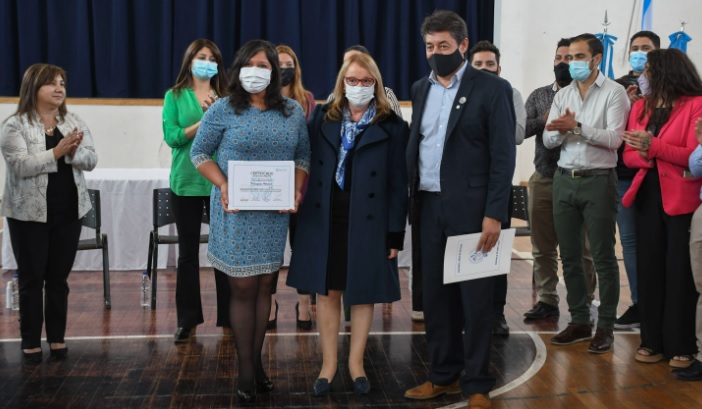 Alicia: “Estos héroes anónimos me hacen sentir orgullosa de esta querida Santa Cruz”