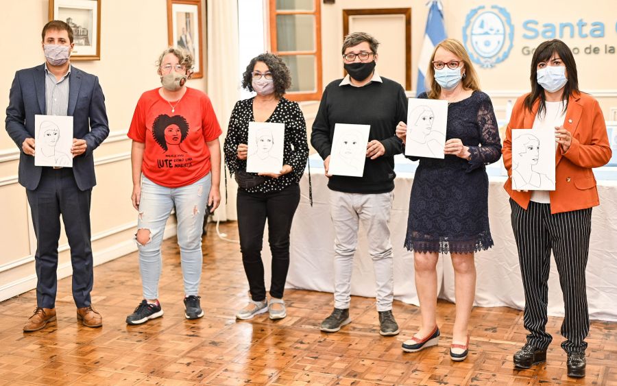 Alicia se reunió con la Comisión Organizadora de la Conmemoración de los 100 años de las Putas de San Julián