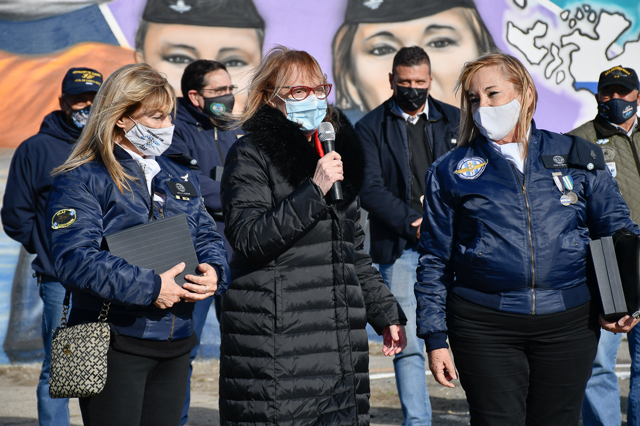 Alicia acompañó la inauguración del mural conmemorativo por los 40 años de la Gesta de Malvinas