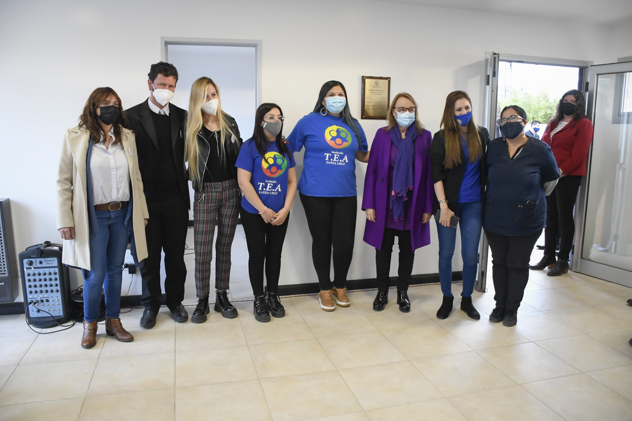 Alicia encabezó la inauguración del edificio de la fundación TEA en Río Gallegos