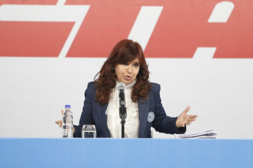 CFK:“Hay que escuchar a la gente y apelar a lo mejor nuestro”