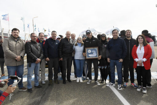 Alicia estuvo en el podio junto a los ganadores de la Clase 3 del Turismo Nacional en Río Gallegos