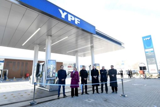 Alicia inauguró la primera Estación de Servicio del Futuro en Santa Cruz