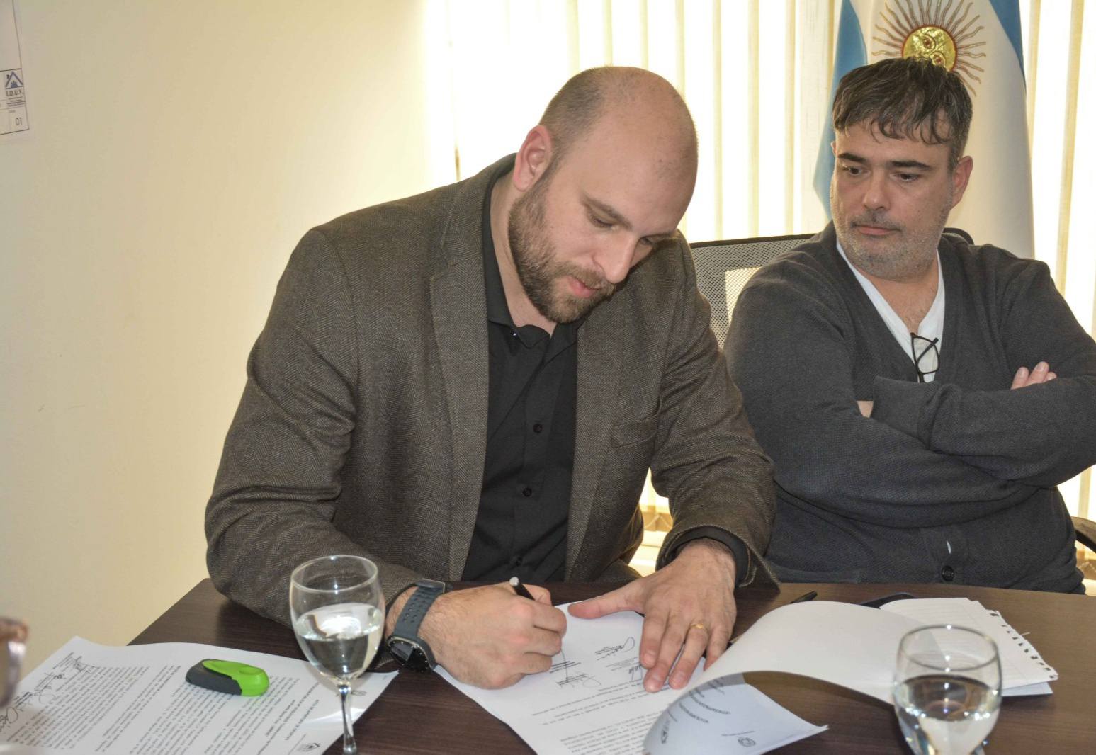 Puerto Santa Cruz tendrá un nuevo polideportivo y equipamiento de salud