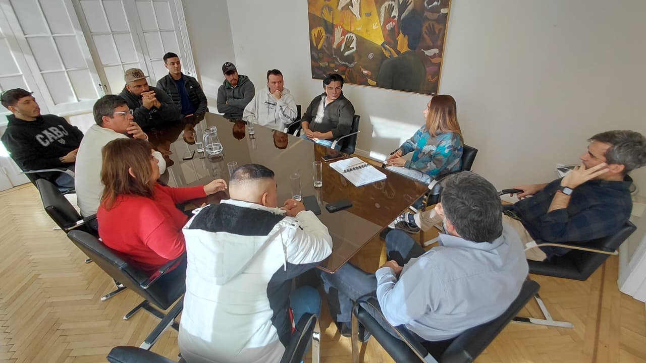 Avanzan las gestiones para reactivar la planta pesquera y el puerto de San Julián