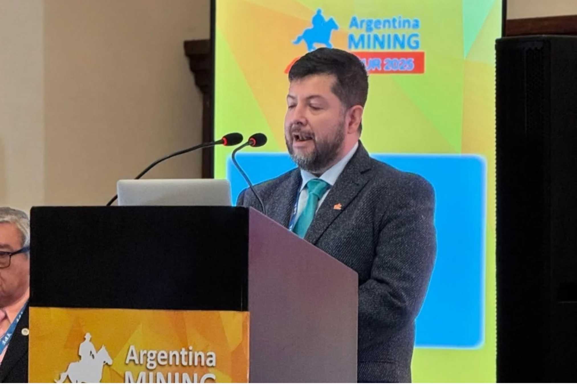 Rojas: “En Santa Cruz las políticas de Estado promocionan la minería”