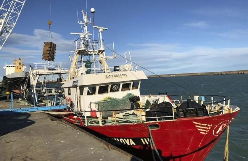 Aravena: “Hace 15 o 20 años que no se hacían chequeos médicos a trabajadores portuarios”