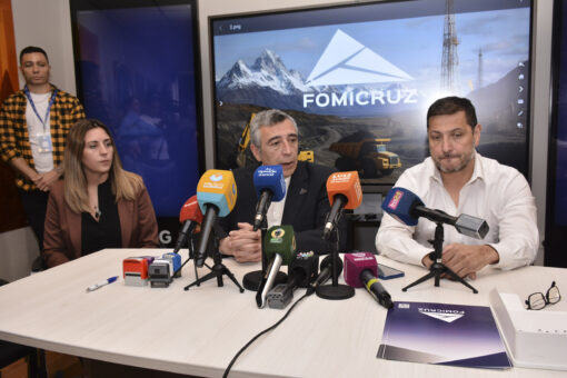 Álvarez: “Esta inversión supera ampliamente lo que YPF venía destinando en los últimos años”