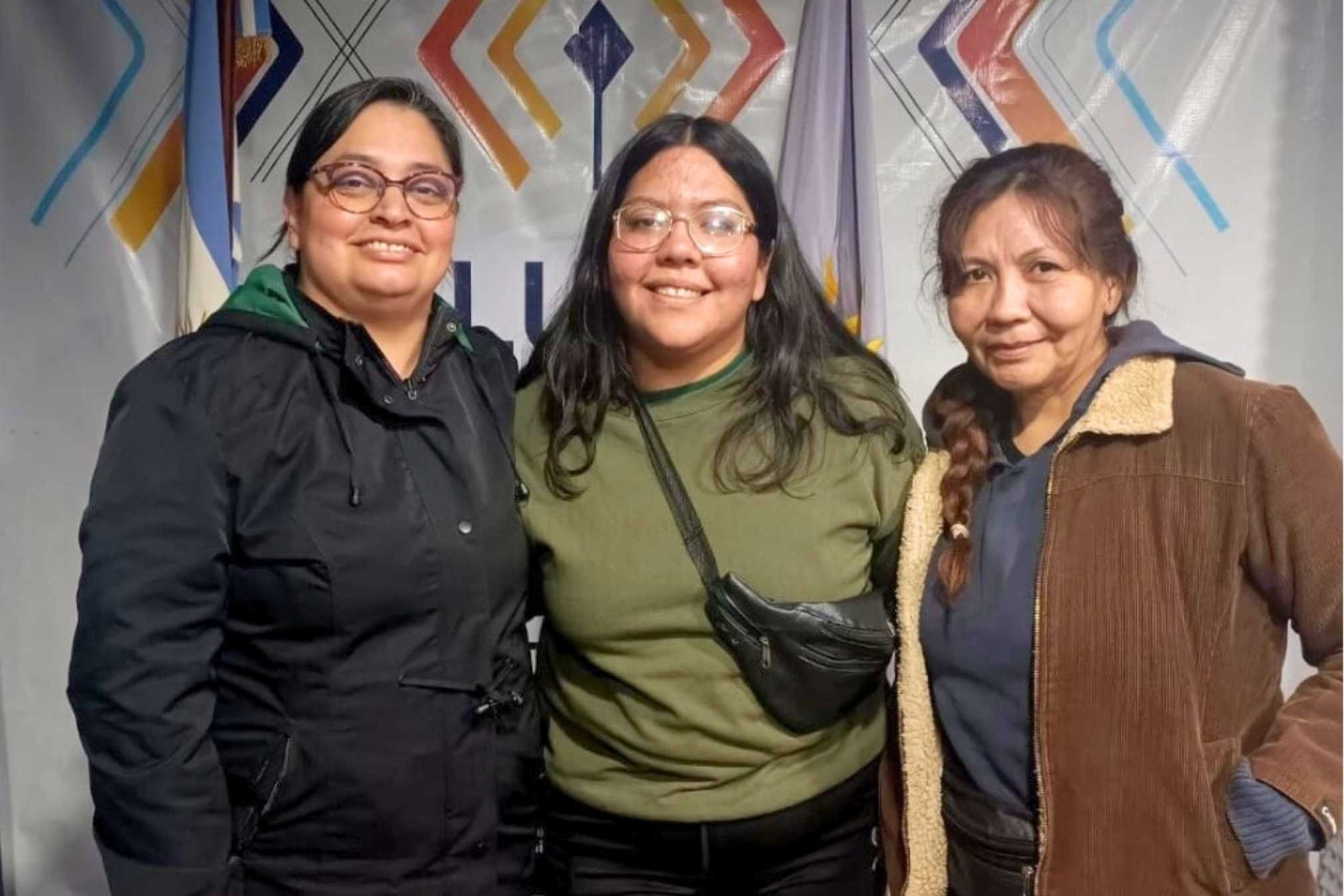 Corazones que ven, manos que crean: una muestra que abraza la salud mental