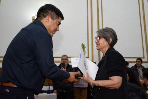Claudio Vidal entregó terrenos con servicios en Río Gallegos: “Los vecinos necesitan respuestas y nosotros estamos para darlas”
