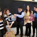 Claudio Vidal destacó el trabajo conjunto para cumplir con el sueño del techo propio a familias de Tres Lagos