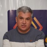 Cortijo “Durante una semana Santa Cruz sostuvo el sistema solo con energía eólica”