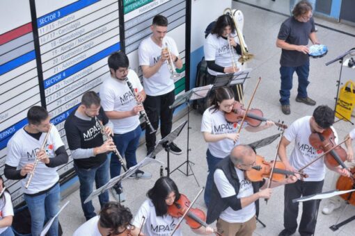 La Orquesta “Música para el Alma” hizo su primera presentación en Santa Cruz