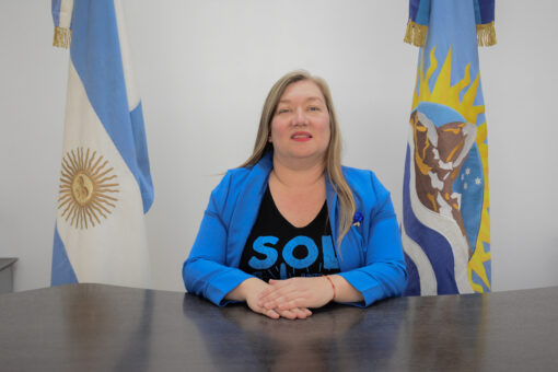 Dheisy Cantón asumió al frente de la Caja de Previsión Social y ratificó el diálogo con los municipios